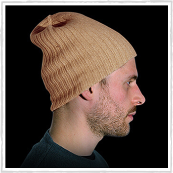 Man hat color beige code 119 and 298. Price: 12,40 and 11,60 euro or 12,70 euro for 100% cashmere