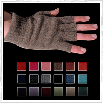Man gloves color tabacco code 263 (16,50 euro)